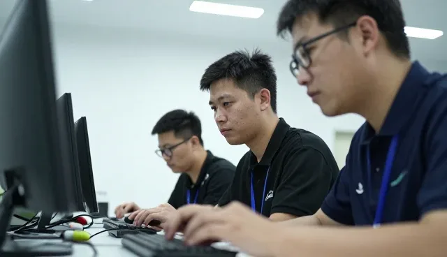 东莞市海誉塑胶原料有限公司专注技术领域，提供运维服务等服务